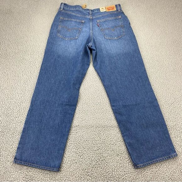 Levi's Women's '94 Baggy Straight Leg Mid-Rise Jeans  NWT  |   Size:  32 x 31 - Picture 6 of 16